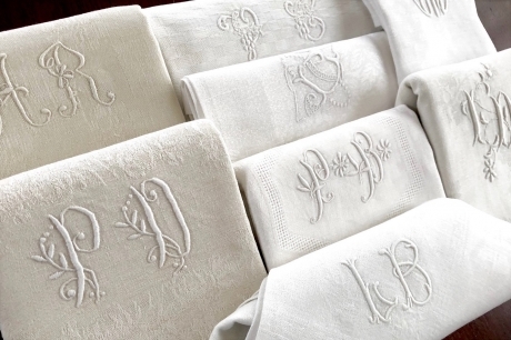 ◇フランスアンティーク｜イニシャル刺繍トーションセット、ダマスク