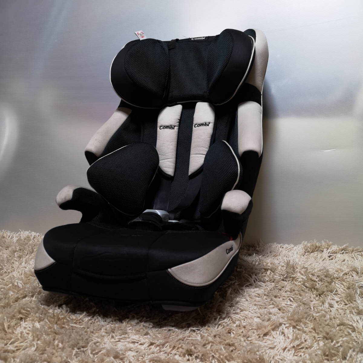 中古】コンビ ジョイトリップ EG GA ジュニアシート ブラックメッシュ