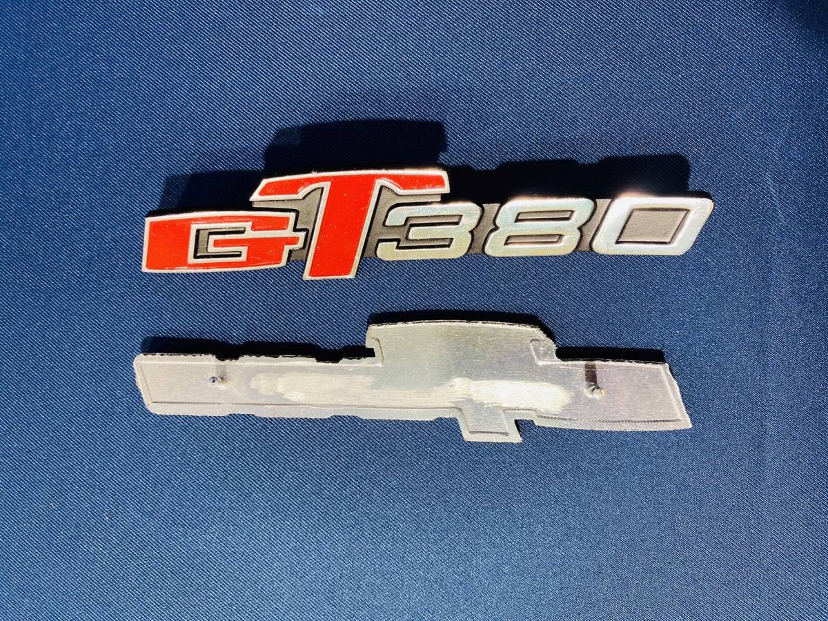 GT380 タンクエンブレム サイドエンブレム 純正 スズキ 純正部品 新品