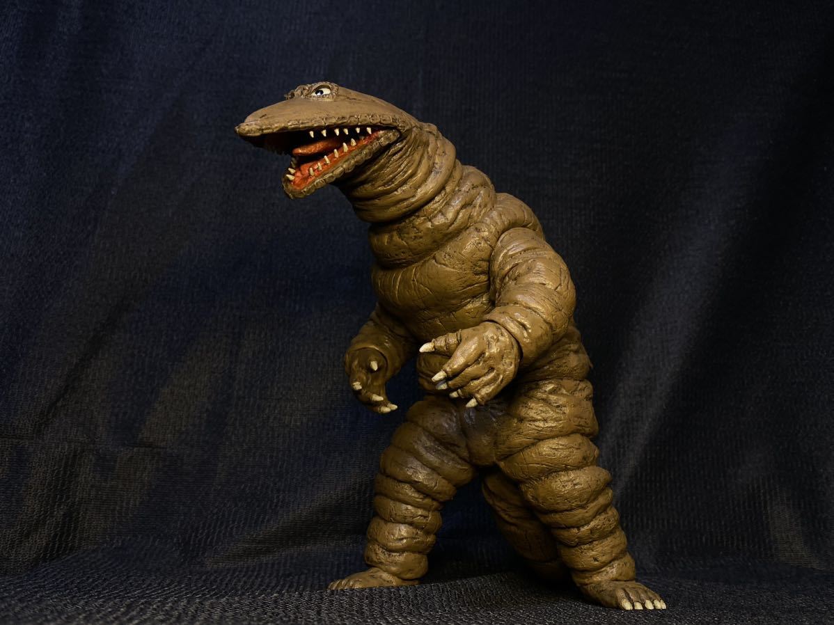 ファルシオン☆ガレージキット☆ウルトラマン☆テレスドン ☆ソフト