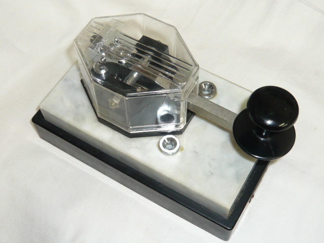 生産終了・完売HK-808 HK-8 NKY-4 電鍵 電通精機 ハイモンド 防衛庁規格