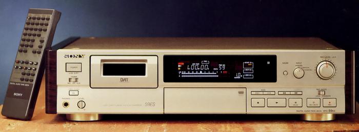SONY DAT 59ES Sony DTC-59ES DAT Deck Digital Audio Tape Player