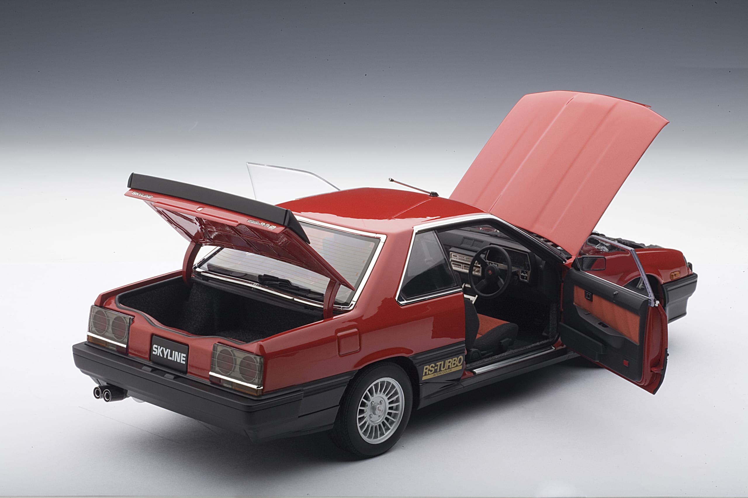 オートアート 1/18 NISSAN SKYLINE RS-X DR30