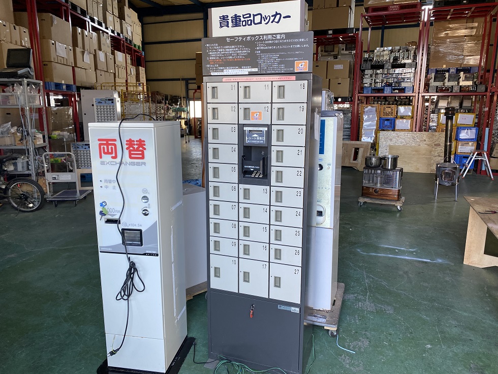 貴重品ロッカー 暗証番号式 3列10段27人用 キーレス