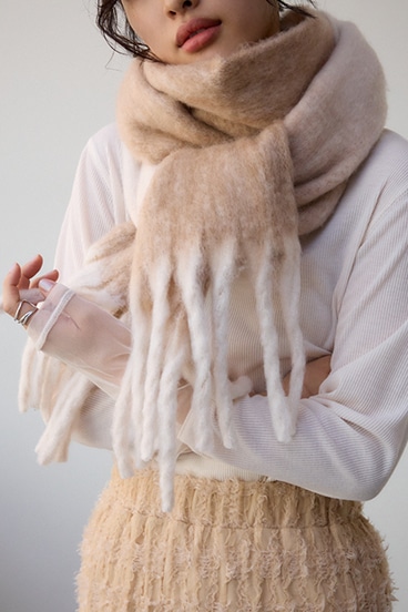 グラデーションロングマフラー｜WOMEN｜250HAT56-246K｜AZUL BY MOUSSY