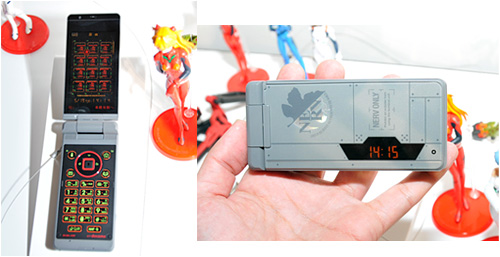 SH-06A NERV エヴァンゲリオン スマホ SH-06A NERV エヴァンゲリオン