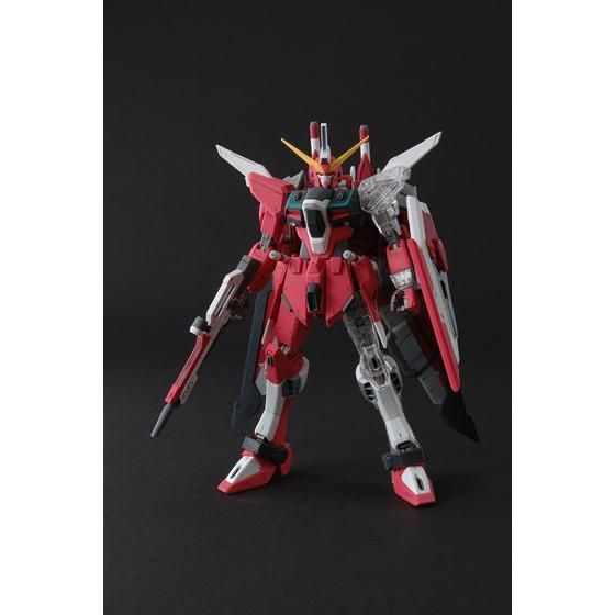 MG 1/100 インフィニットジャスティスガンダム(プラスクリア外装