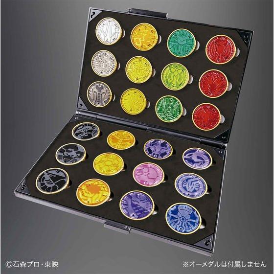 仮面ライダーオーズ」主人公の相棒 アンクの“オーメダルホルダー”が