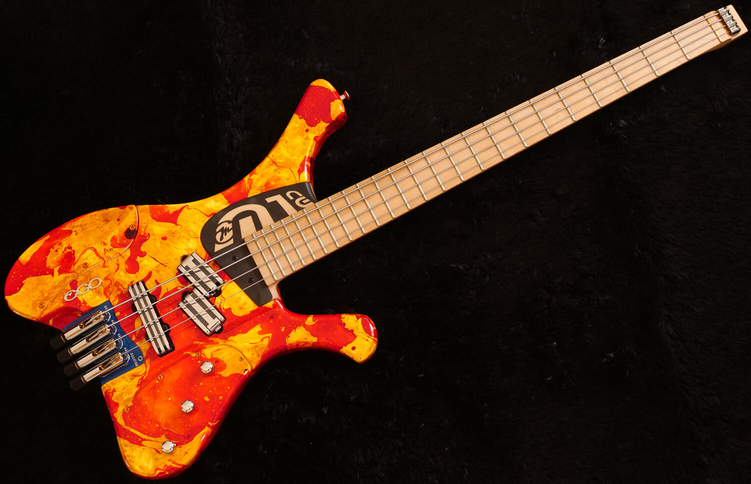 EGO Guitar EGO Bass Mine 6 (ヘッドレス 6弦ベース)