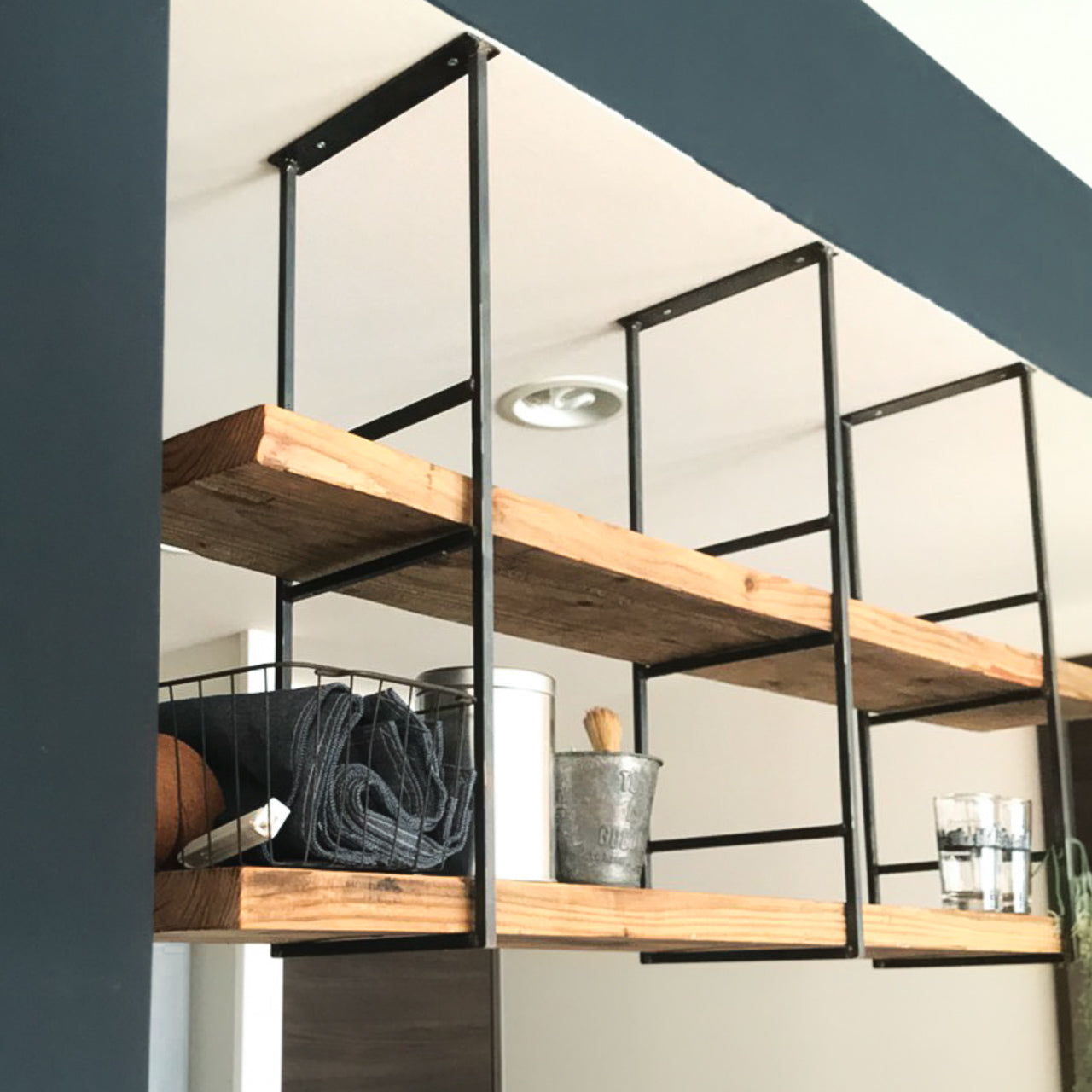 ハンギングシェルフ Aタイプ | オーダーメイドのアイアン家具を中心に