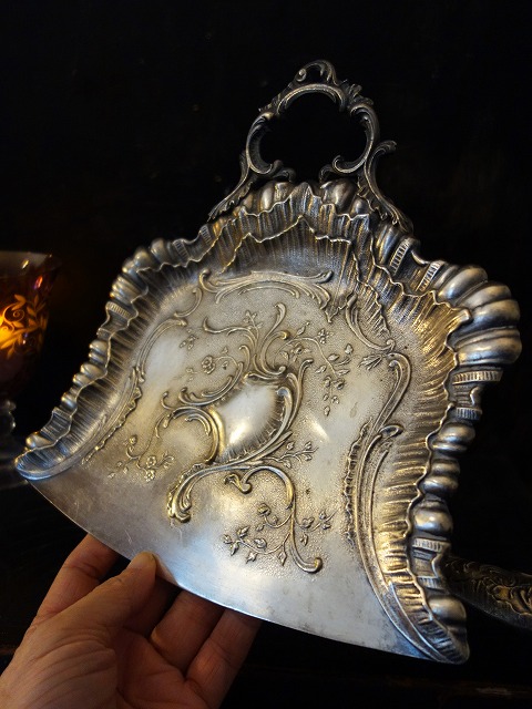 西洋アンティーク フランス ロココ様式 テーブルブラシセット＆トレイ