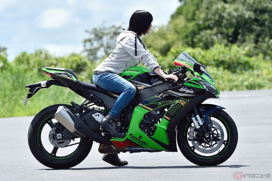 夜道雪のチャレンジバイク道！カワサキのスーパースポーツ「Ninja ZX