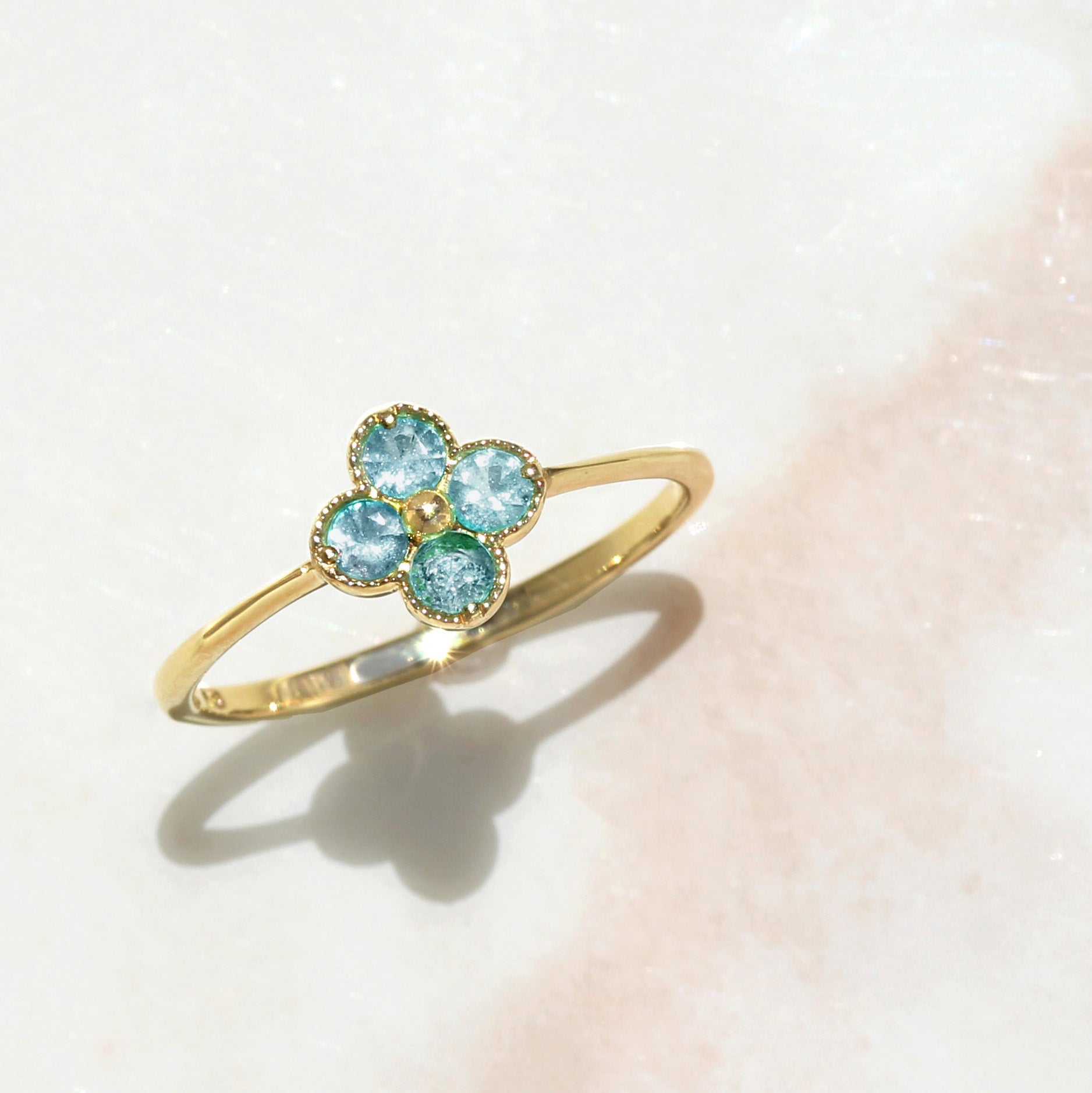 素晴らしい煌めきのリボンさん☆パライバトルマリン&アウイナイト18金