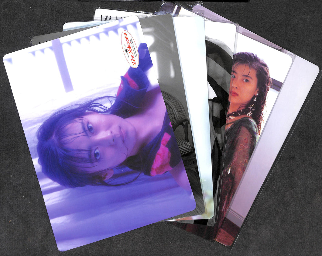 タレントグッズ】中山美穂 下敷き 6種 (未使用品) – Books Channel Store