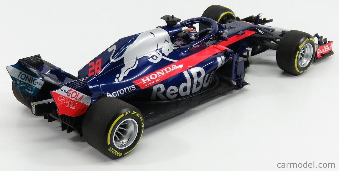 ミニカー MINICHAMPS STR13 1/18 ミニカー MINICHAMPS STR13 1/18 1/18