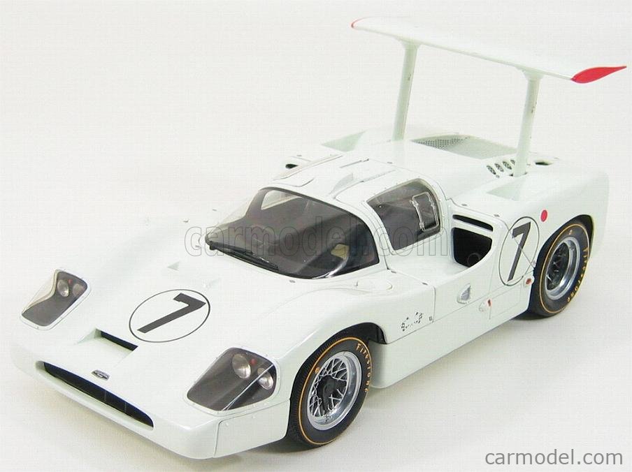 エグゾト 1/18 1967 シボレー シャバラル 2F デイトナ 24時間 1/18