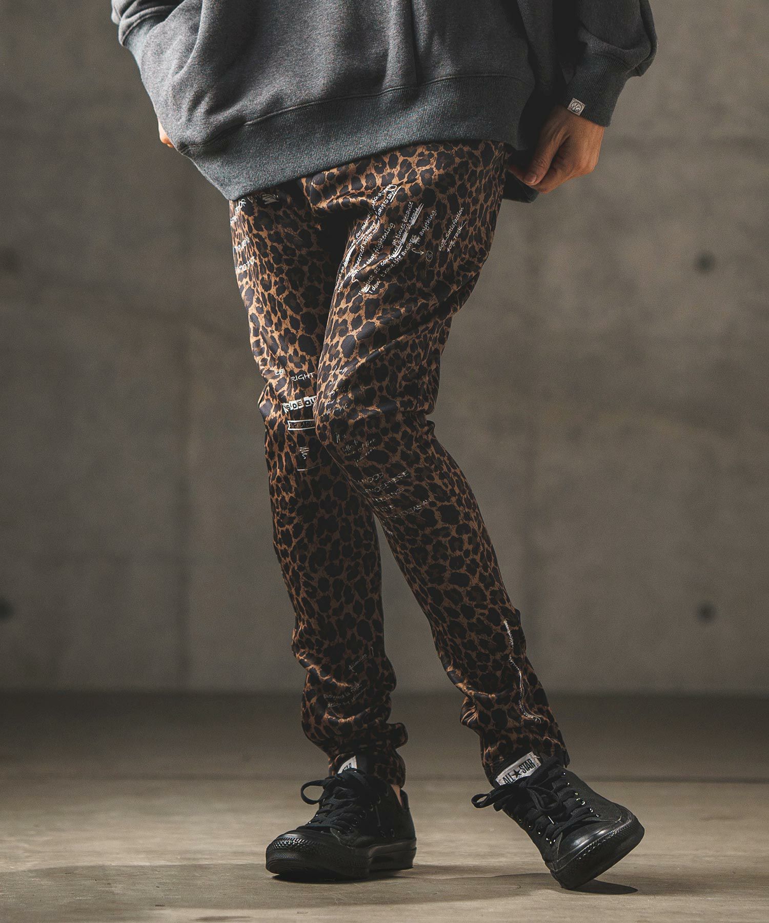 30%OFF【GLIMCLAP(グリムクラップ)】Tight fit track pants -revival