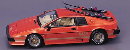 1:18 AUTOart Lotus Esprit Turbo Bond 007 'For Your Eyes Only
