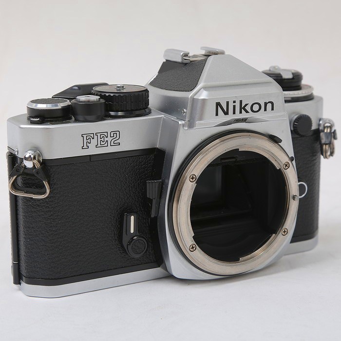 動作品】Nikon FE フィルムカメラ 一眼レフ シルバーボディ 本体 昭和