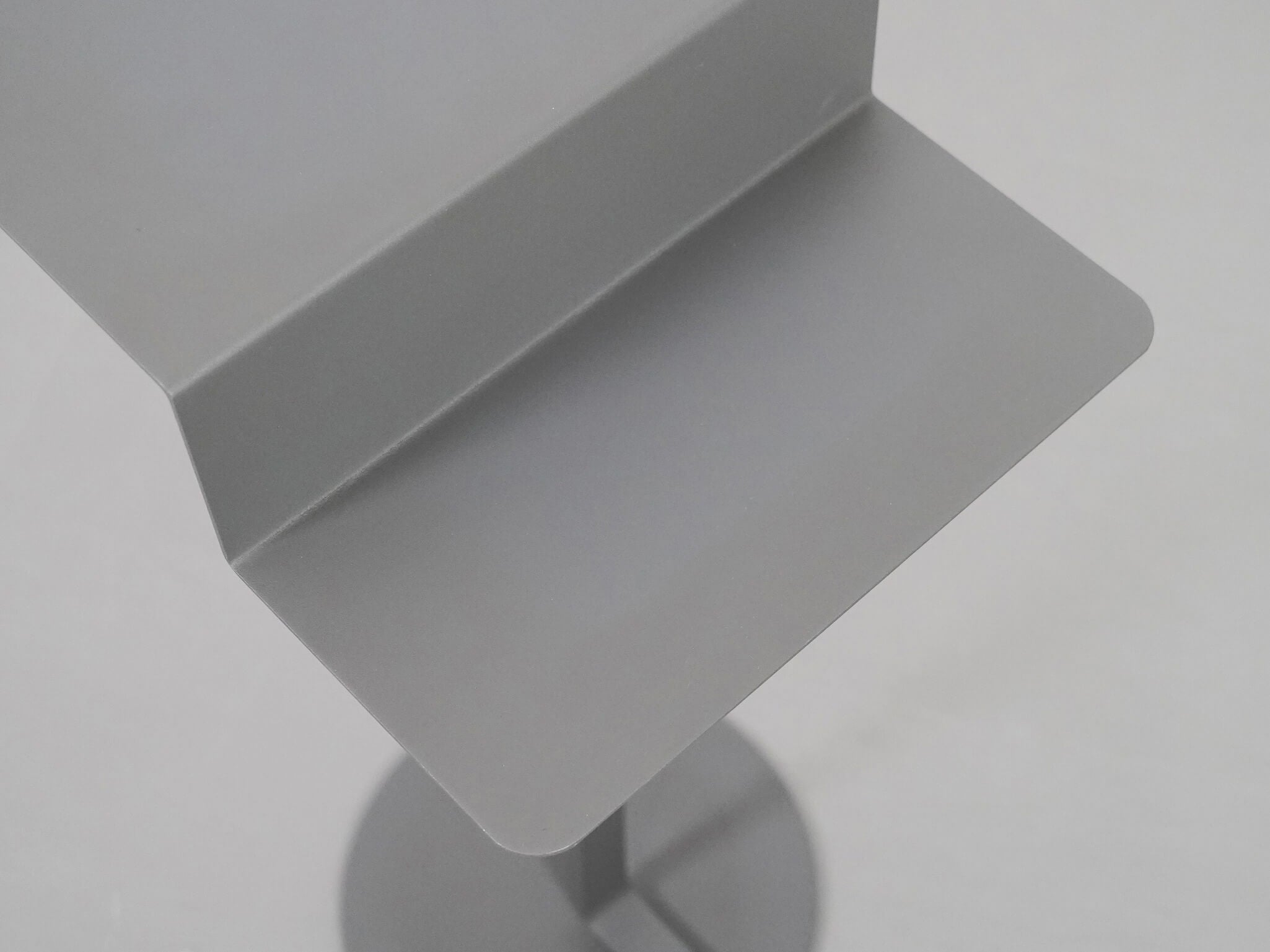 無印良品 スチールサイドテーブル モノ コンスタンチン・グルチッチ