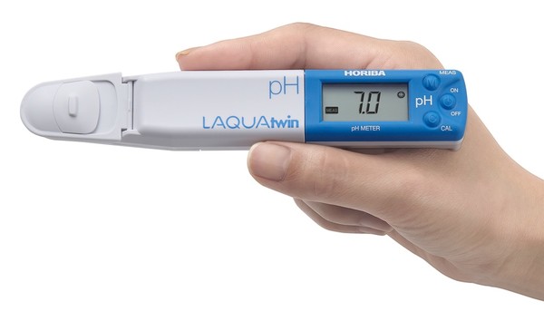 Horiba pH22 LAQUAtwin pH Meter, 3 Point Cal, 0 to 14 pH