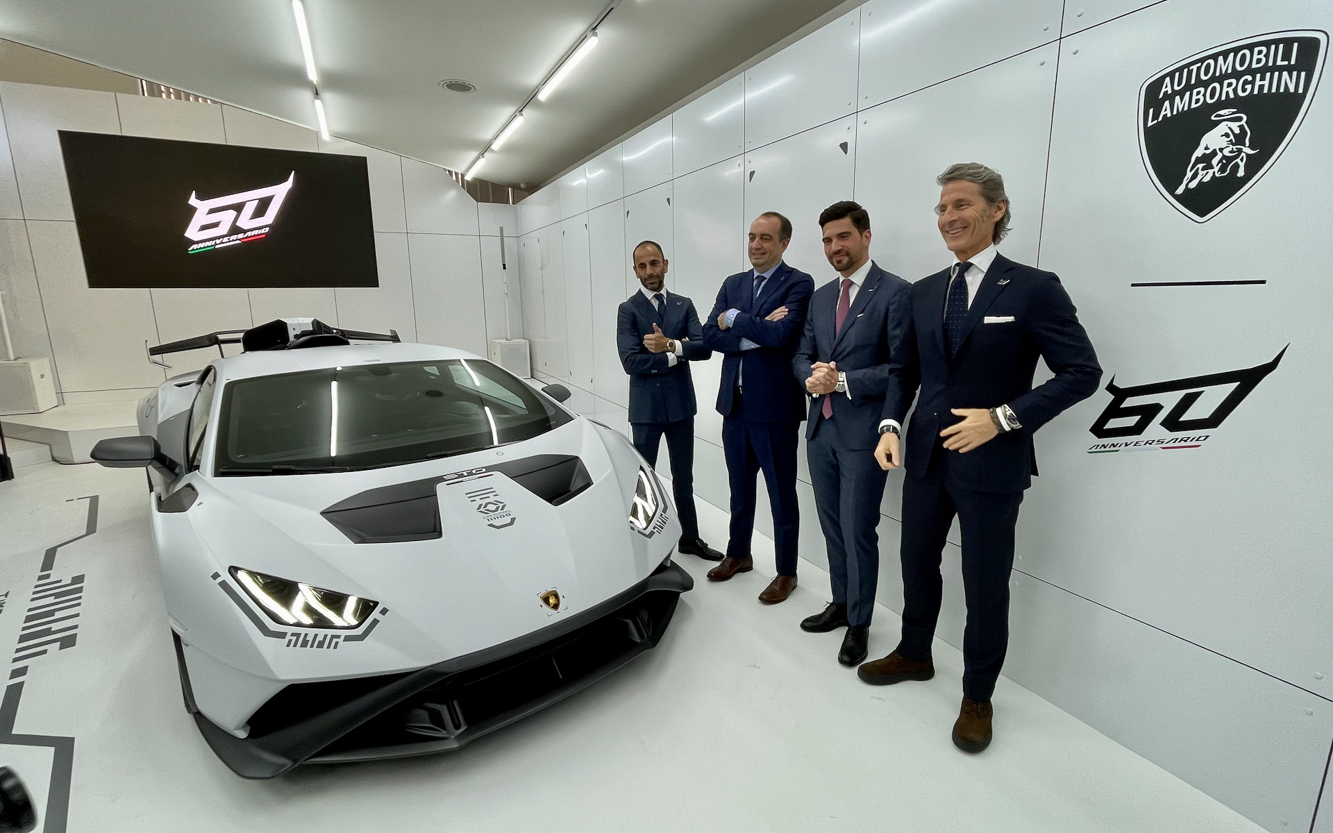 ランボルギーニ、世界で1台の創立60周年記念モデル「ウラカンSTO Time