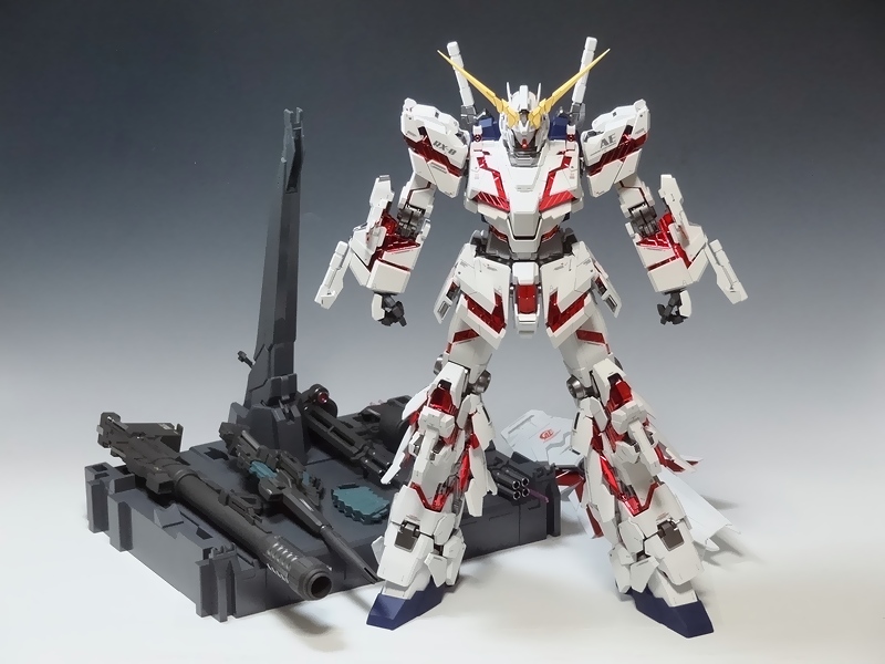 プレミアム完成品】バンダイ PG 1/60 ユニコーンガンダム | プラモデル