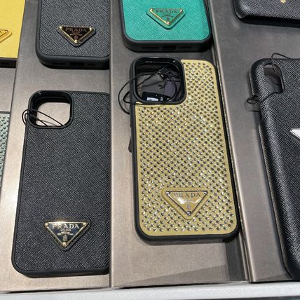 iPhone 13 Pro イエロー（黄色）系 PRADA(プラダ) スマホケース
