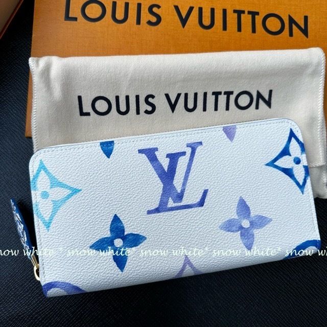 明日着 限定カラー♪ LV ジャイアントモノグラム 長財布 ZIPPY (Louis