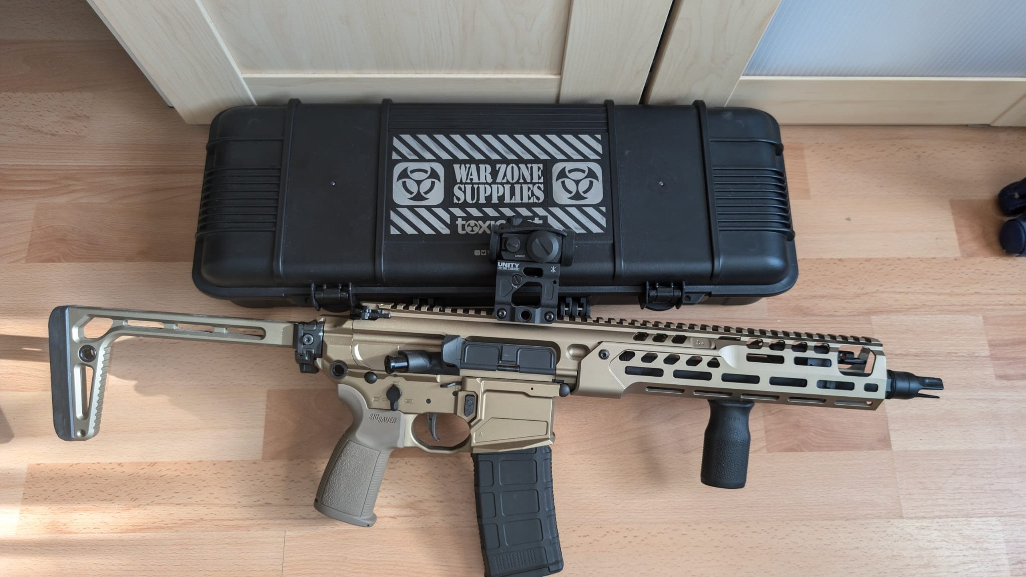 驚きの破格値，低価 Toxicant SIG MCX SPEAR LT 9 inch SBR 300BLK 東京