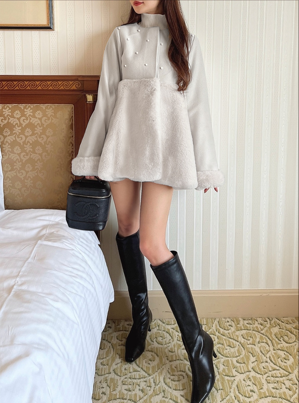 ジェンヌ ファー付き2wayペプラムショートコート エコファー襟付き