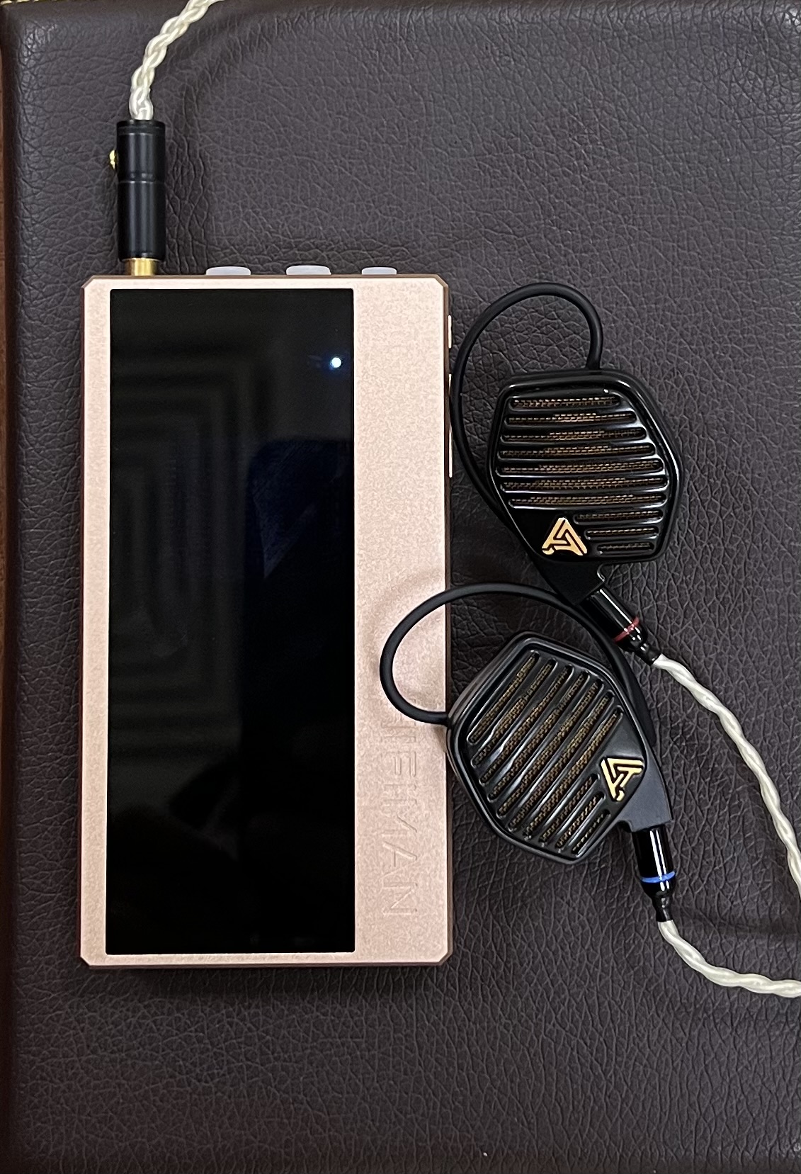 Hifiman HM1000: Worlds first Quad PCM 1704 DAP | Page 3