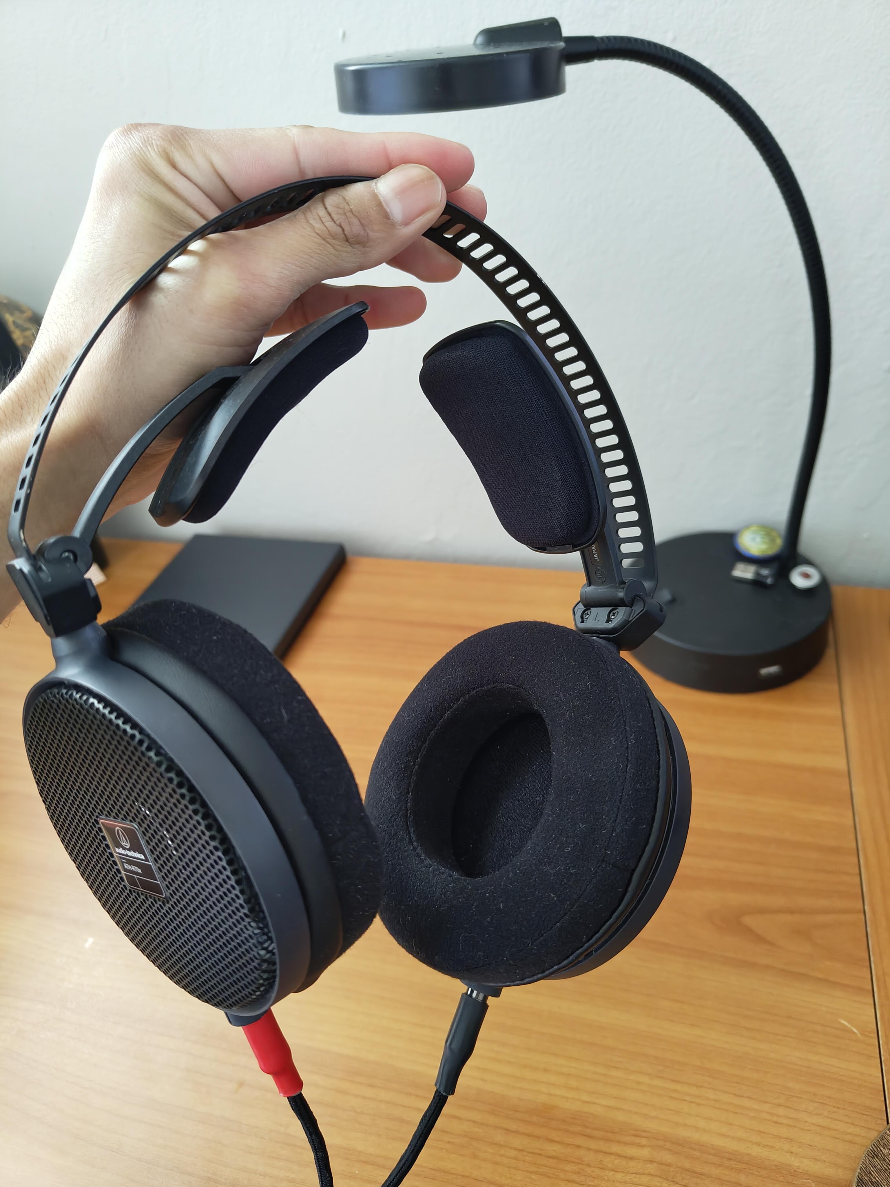 audio technica ATH-R70x 片耳割れ audio technica ATH-R70x 片耳割れ