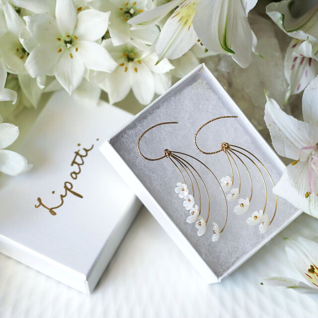 たけこ Tiffany & Co. ジョリービーズフラワー コンビ ピアス Tiffany