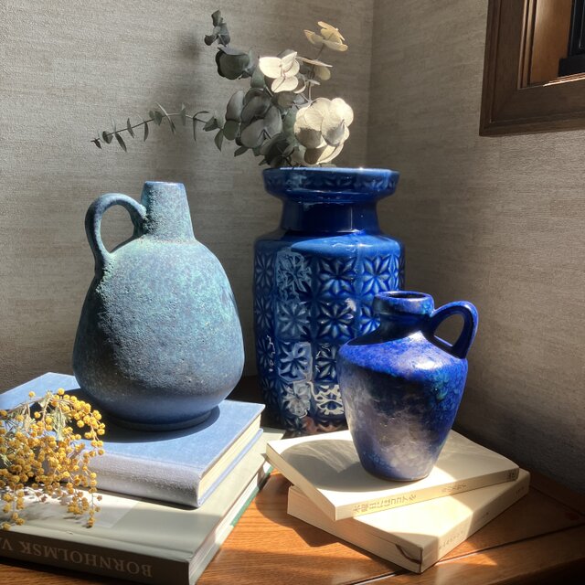 花瓶生花青い陶器の水指 花模様壺つぼ