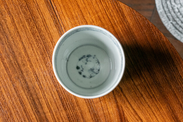 古伊万里 染付 蛸唐草三友文 蕎麦猪口 江戸後期 D430 | iichi 日々の
