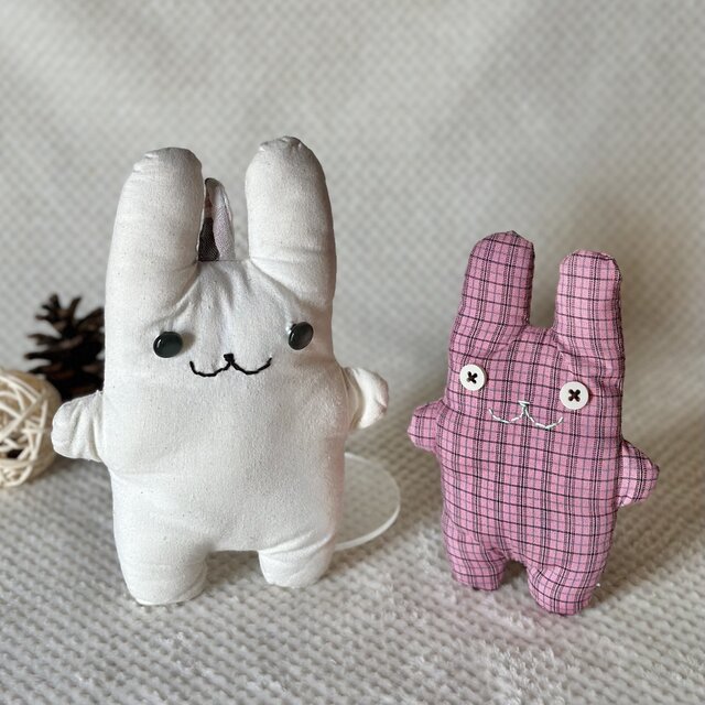 ピンクチェックのちびフニータ（うさぎのぬいぐるみ） | iichi 日々の