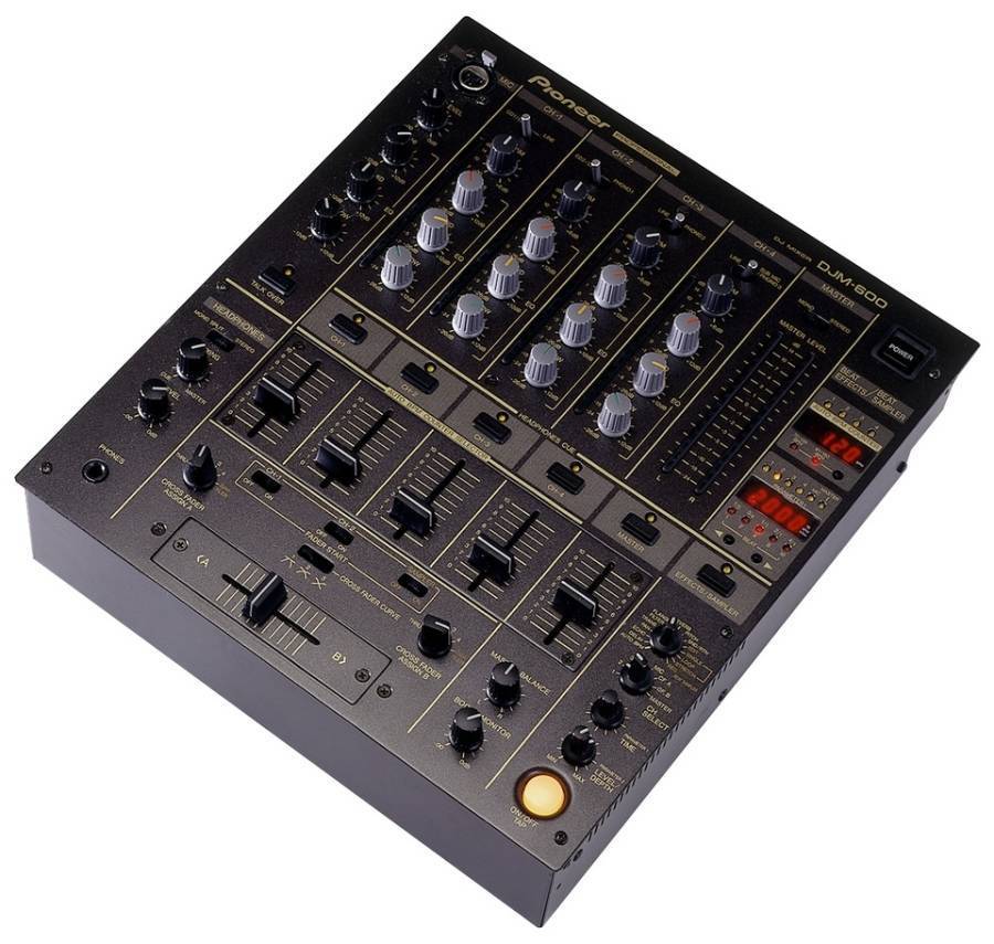 Pioneer DJM-600 DJミキサー 早い者勝ち Pioneer DJM-600 DJミキサー