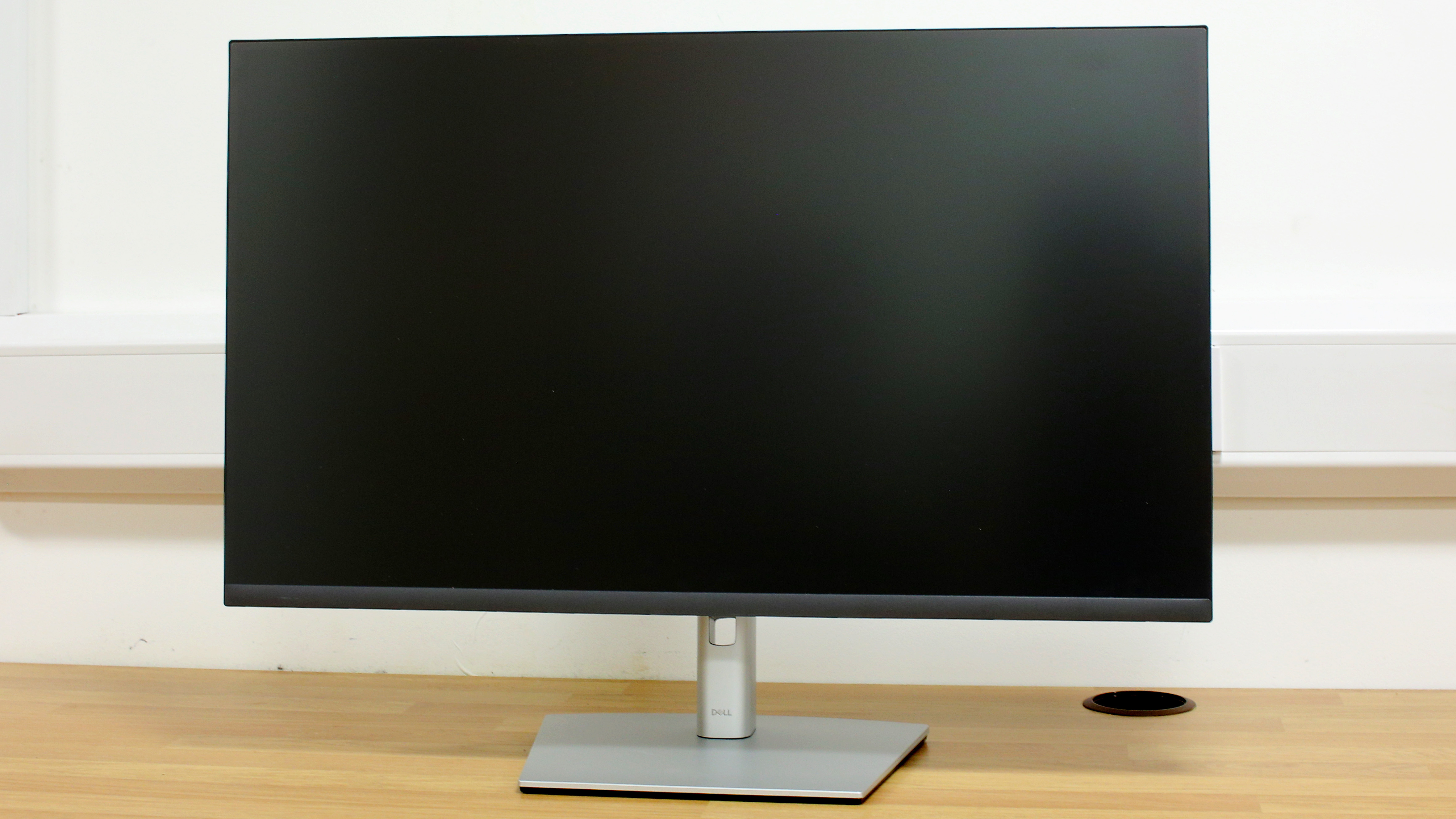 Dell P3222QE 付属品完備 32インチ 4K モニター Dell P3222QE 付属品