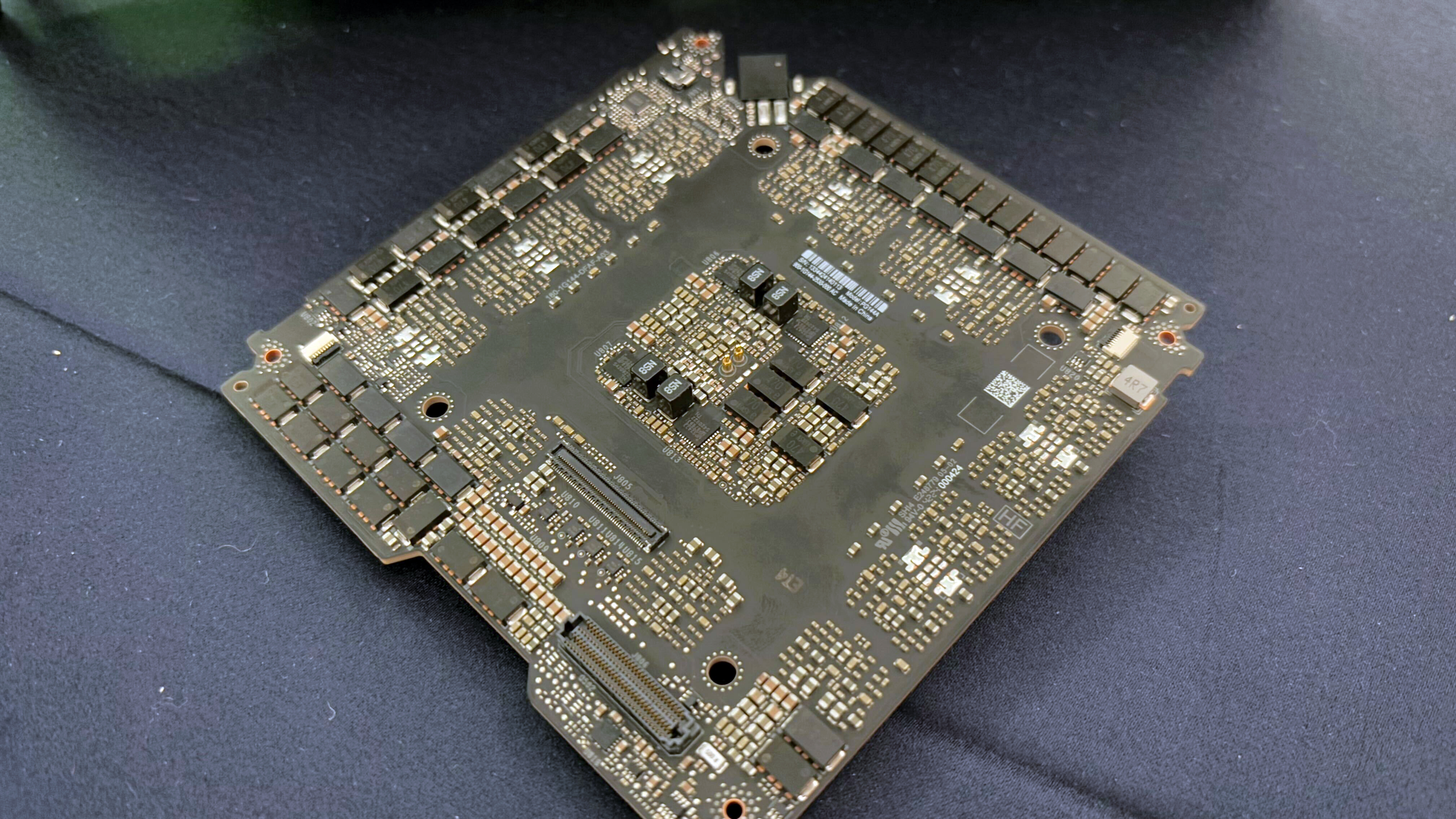 More GeForce RTX 5090 Founders Edition mysteries revealed