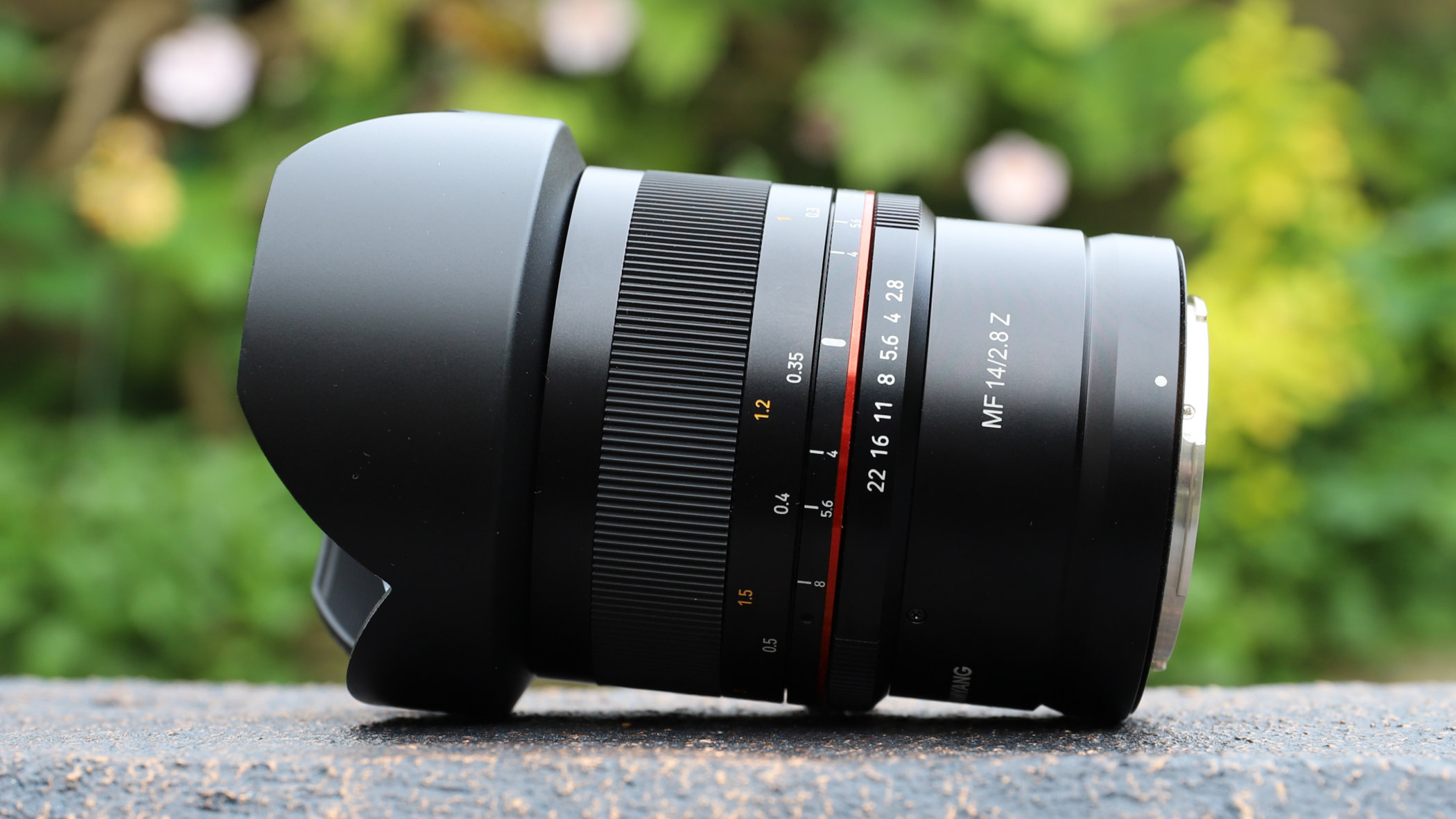 ニコンz用サムヤン MF 14/2.8 Z 14mm F2.8 Full Frame Ultra Wide