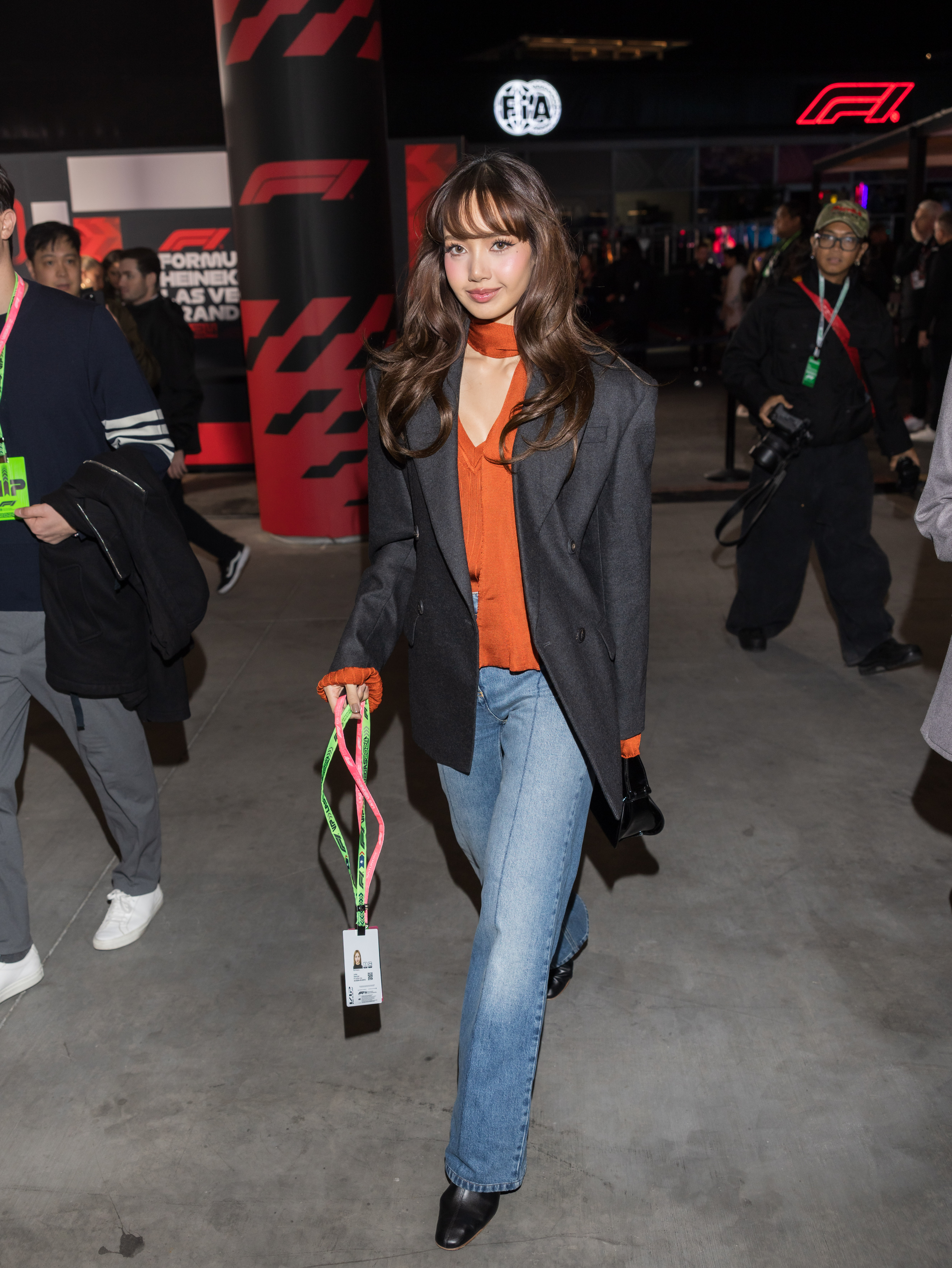 Lisa Wore the Jacket Trend That Makes Every Jeans Outfit Chicer