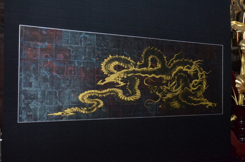 江戸時代 極上龍図研出蒔絵 四段印籠 本琥珀根付 トサヒ 東里