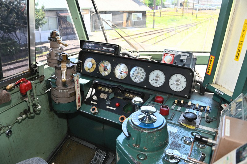 鉄道部品 EF66 100番台 メーターパネル EF66 100番台 鉄道部品 EF66
