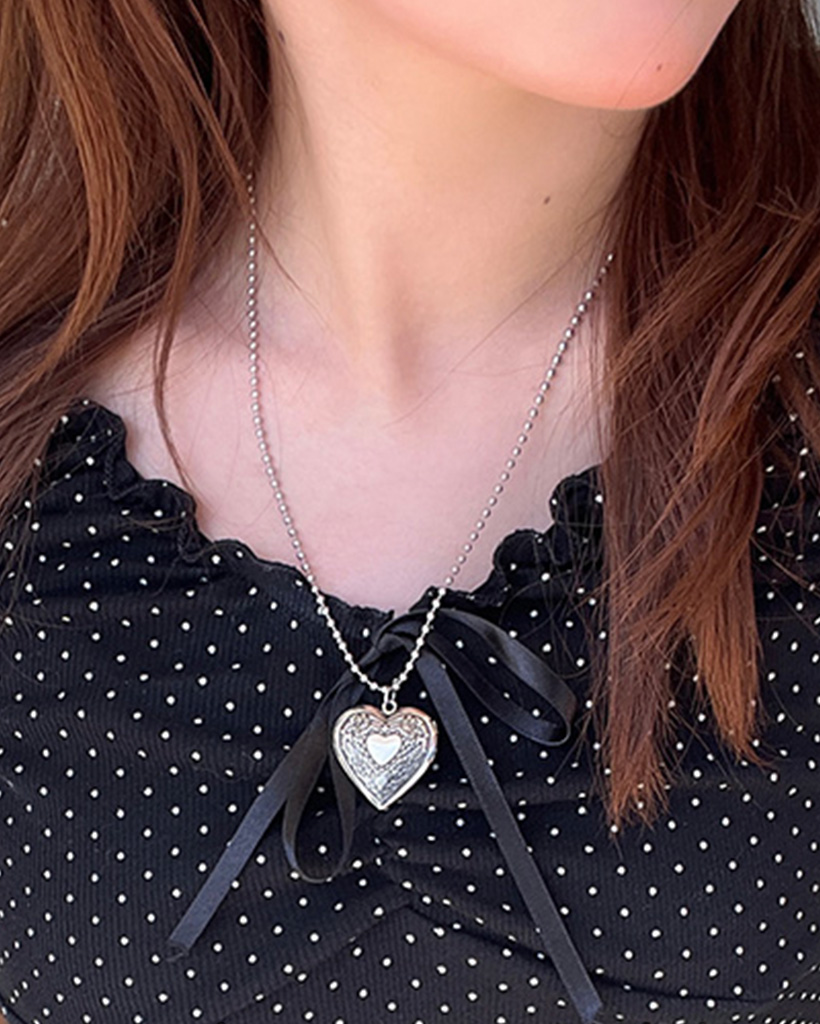 ネックレス・ペンダント love.oneself ネックレス・ペンダント love