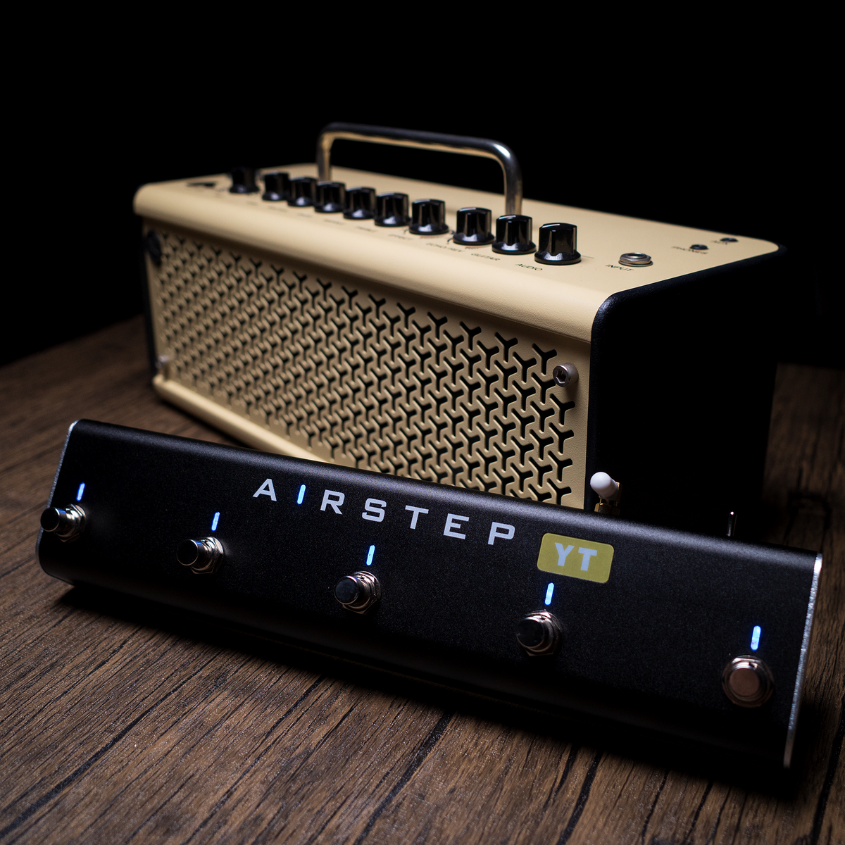 THR Amp Footswitch | AIRSTEP YT Edition – XSONIC