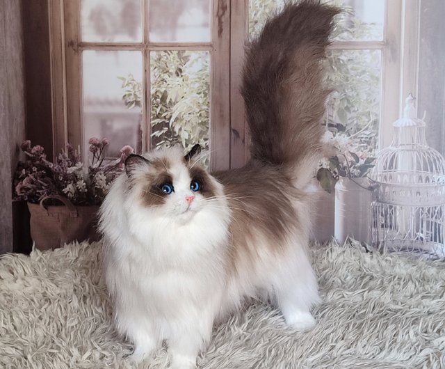 ウクライナ リアルな猫のラグドール 作家人形 OOAK ぬいぐるみ