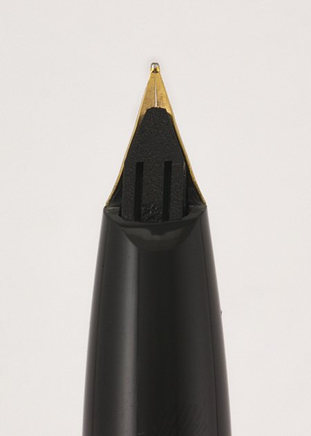 Sheaffer Targa 1004 Fountain Pen - Sterling Silver Lined Pattern