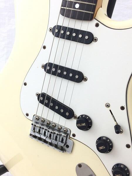 FenderJapan ストラトキャスター st72 nシリアル ￼ フジゲン製 Fender