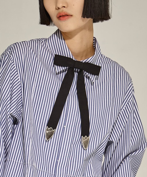 TOGA PULLA/トーガプルラ】Metal ribbon clip tie/メタルリボンタイ